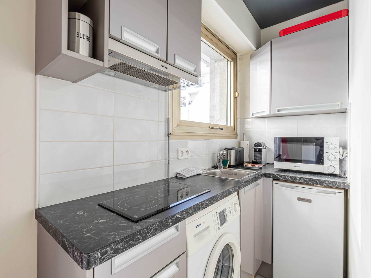Appartement entier, Cosy studio coeur de Cannes - Proche mer in Cannes, Côte méditerranéenne (France)