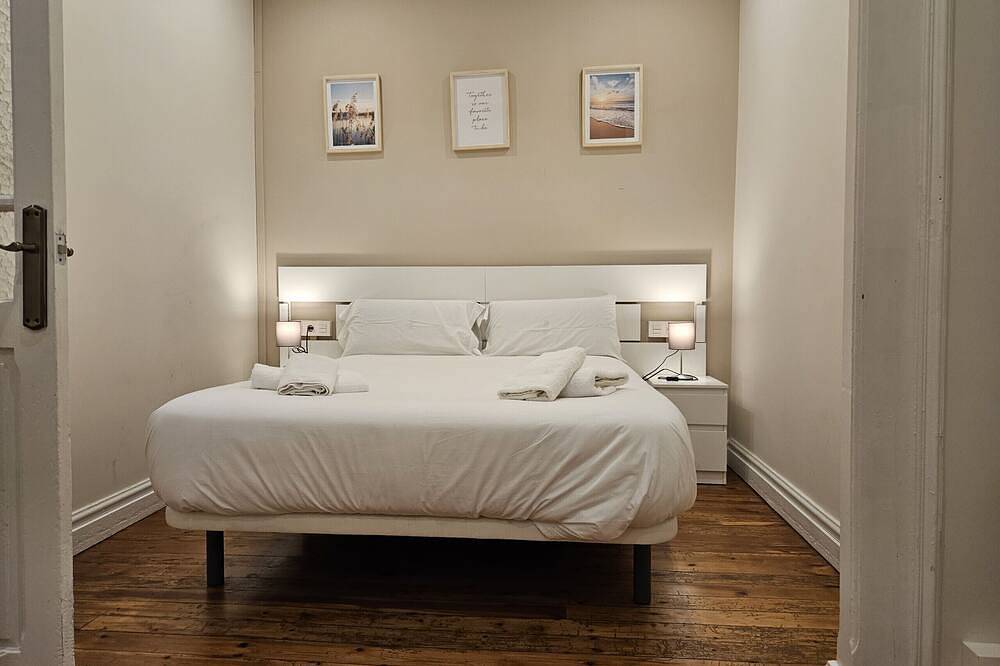 Appartamento intero, 135B2 Precioso Apartamento en Playa in Distrito Centro (Gijón), Gijon