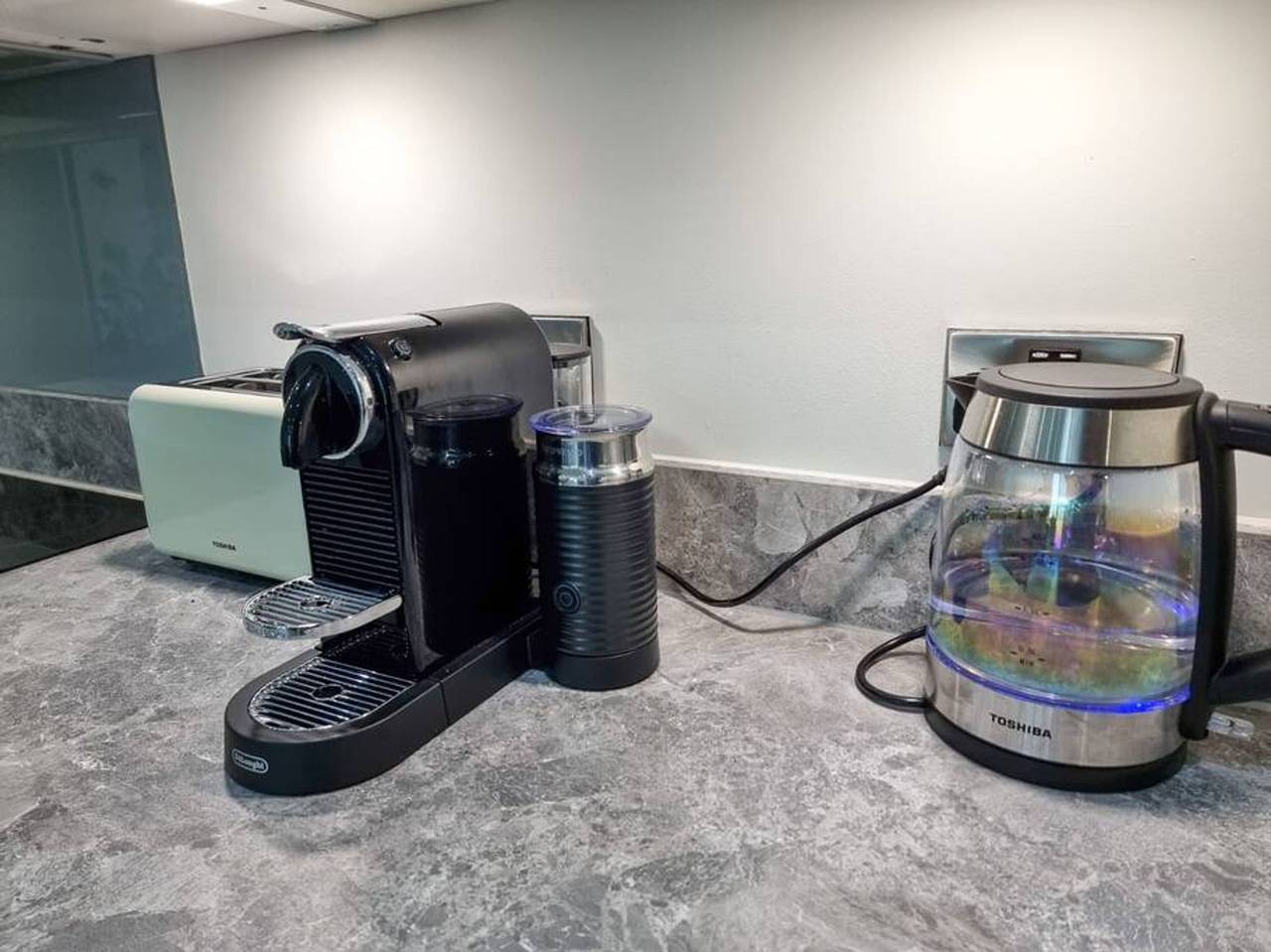 Entire apartment, Free Parking Townhouse by City Superhost in Manchester, Greater Manchester
