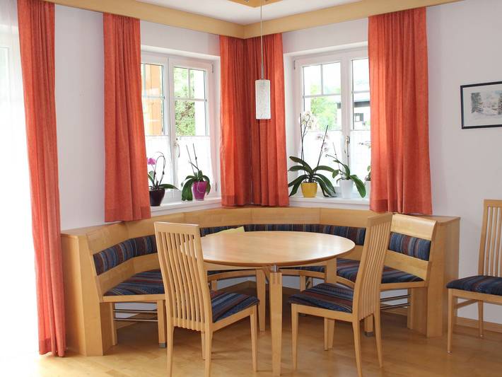 Ferienhaus für 8 Personen, mit Garten und Ausblick sowie Balkon, kinderfreundlich am Wolfgangsee - 3