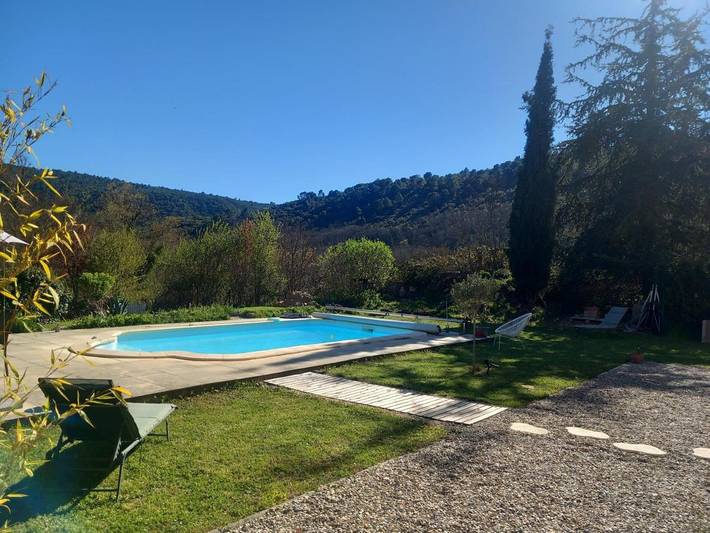Casa de huéspuedes para 2 personas, con jardín además de piscina y terraza - 1