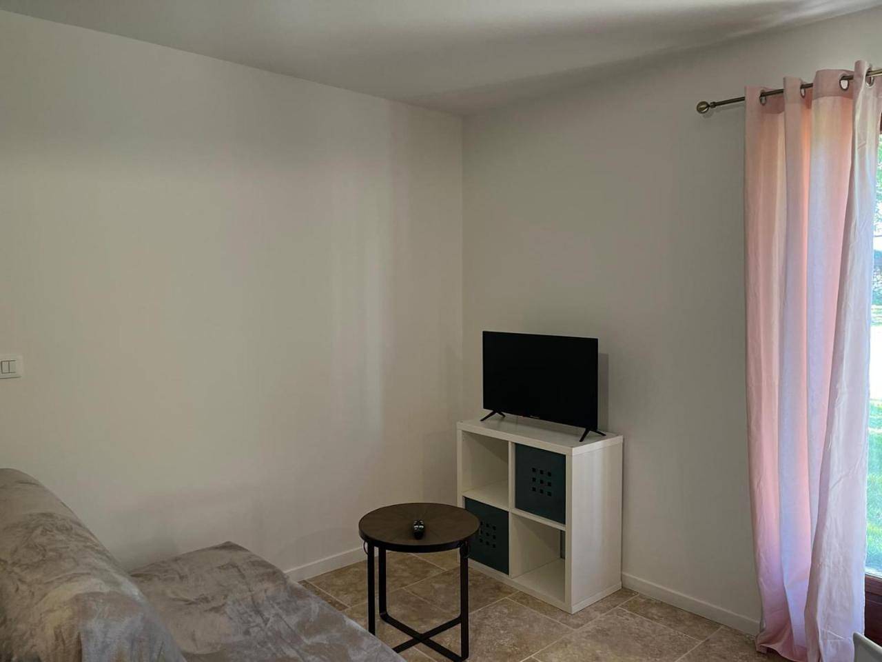 One-Bedroom House in Alixan, Région de Valence