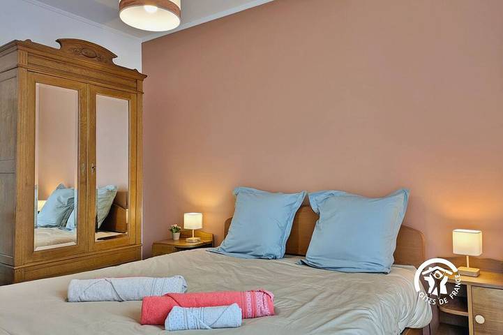 Gîte pour 6 personnes, avec jardin à L'Huisserie - 3