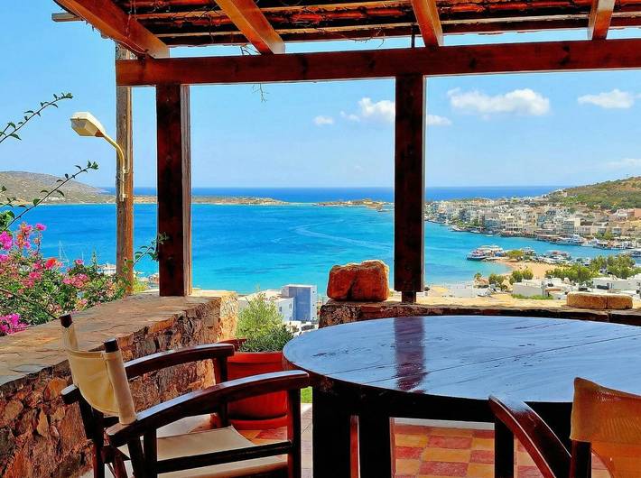Ferienhaus für 4 Personen, mit Balkon und Garten sowie Meerblick