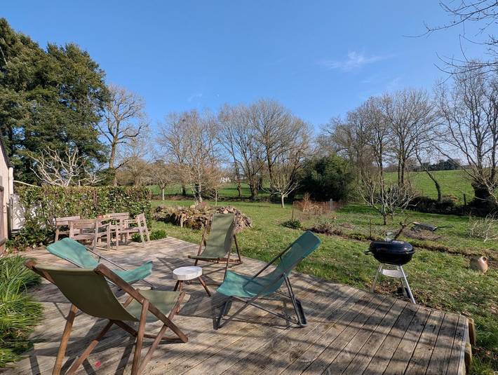 Gîte pour 4 personnes, avec Terrasse et Jardin à Plescop