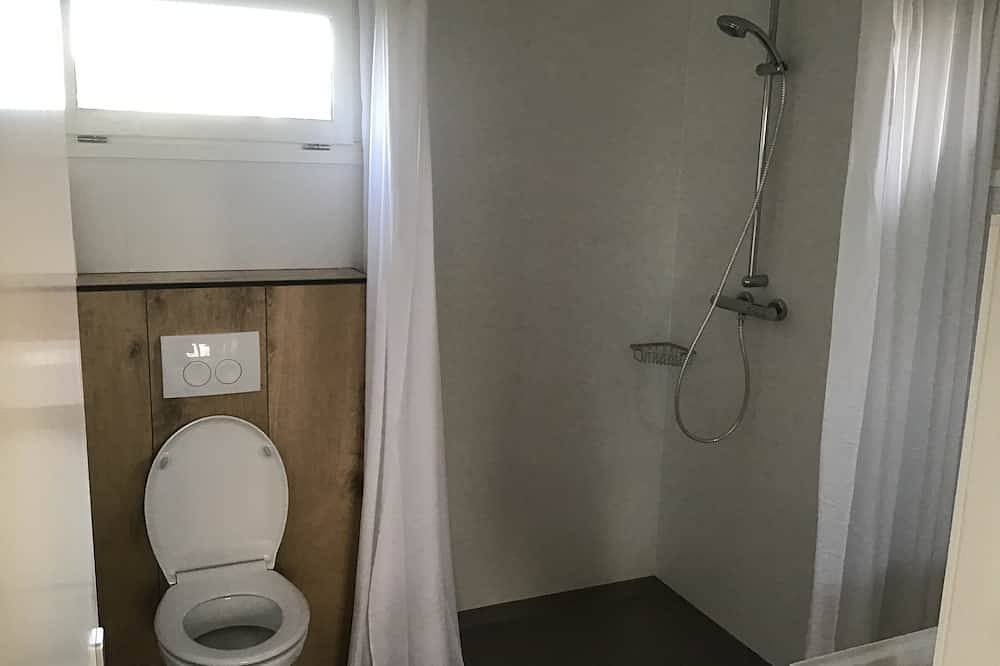 Verbringen Sie die Nacht auf dem Wasser im Tiny House / Trekkershut Comfort / Mini Bungalow in Leimuiden, Groene Hart