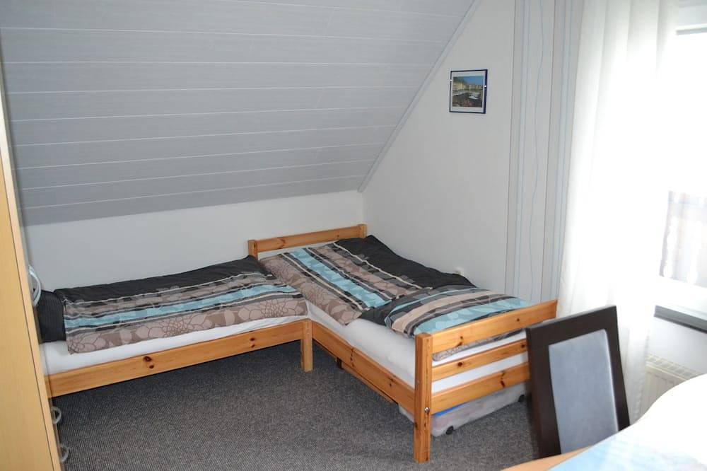 Ganze Wohnung, Schöne Ferienwohnung im Herzen Ostfrieslands in der Nähe der Nordsee in Uplengen, Nordseeküste
