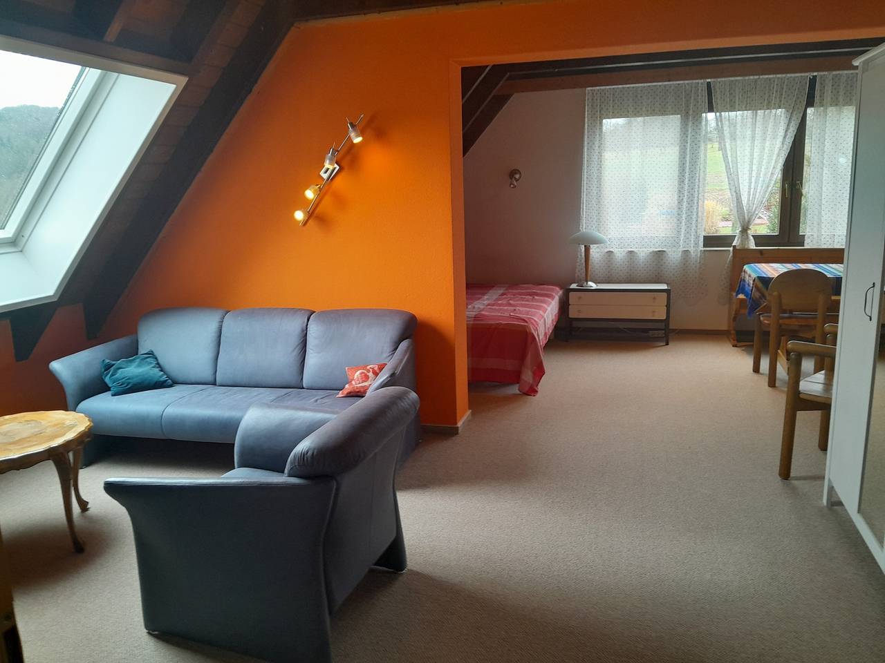 Entire apartment, Apartment 'Ferienwohnung' with Shared Terrace, Garden, and Wi-Fi in Emmendingen, Southern Black Forest
