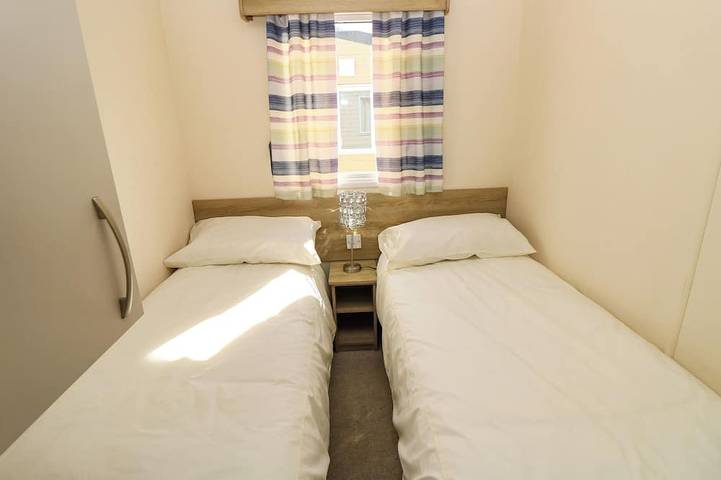 Beach Retreat, pet friendly, country holiday cottage in Warsash in Fareham, Hampshire