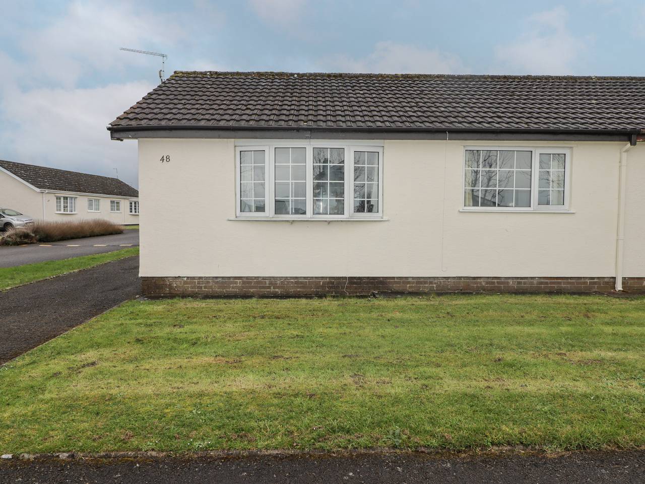 48 Gower Holiday Village in Scurlage, Swansea region