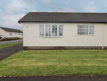 Log Cabin for 4 People in Scurlage, Swansea region, Photo 1
