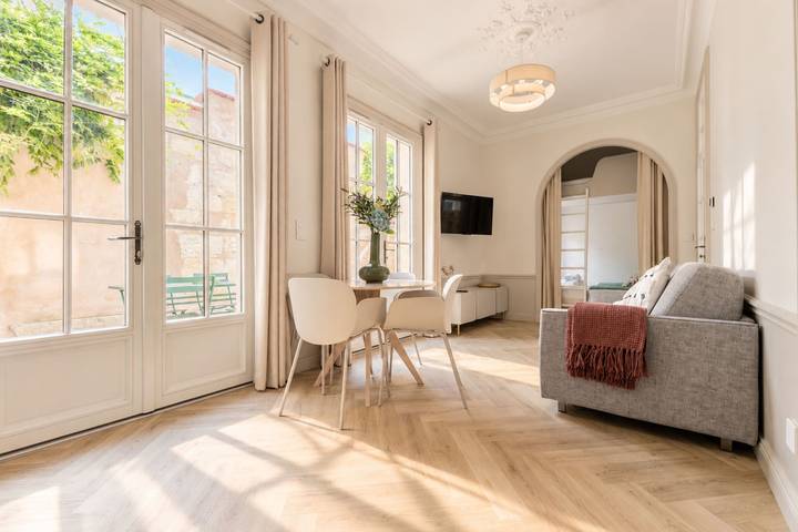 Appartement de vacances pour 6 personnes, avec Terrasse à Bordeaux