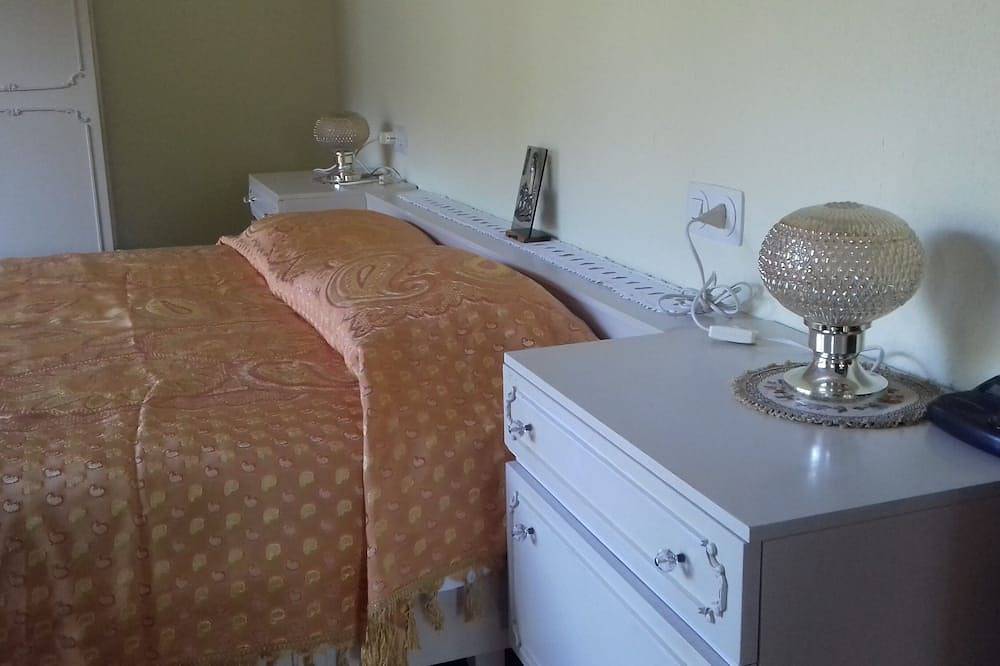 Villa with Pool in the Ribeira Sacra in Pantón, Lugo Province