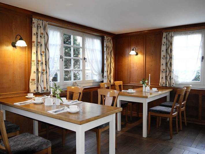 Gasthof Wäscherschloß - Doppelzimmer in Wäschenbeuren, Landkreis Göppingen