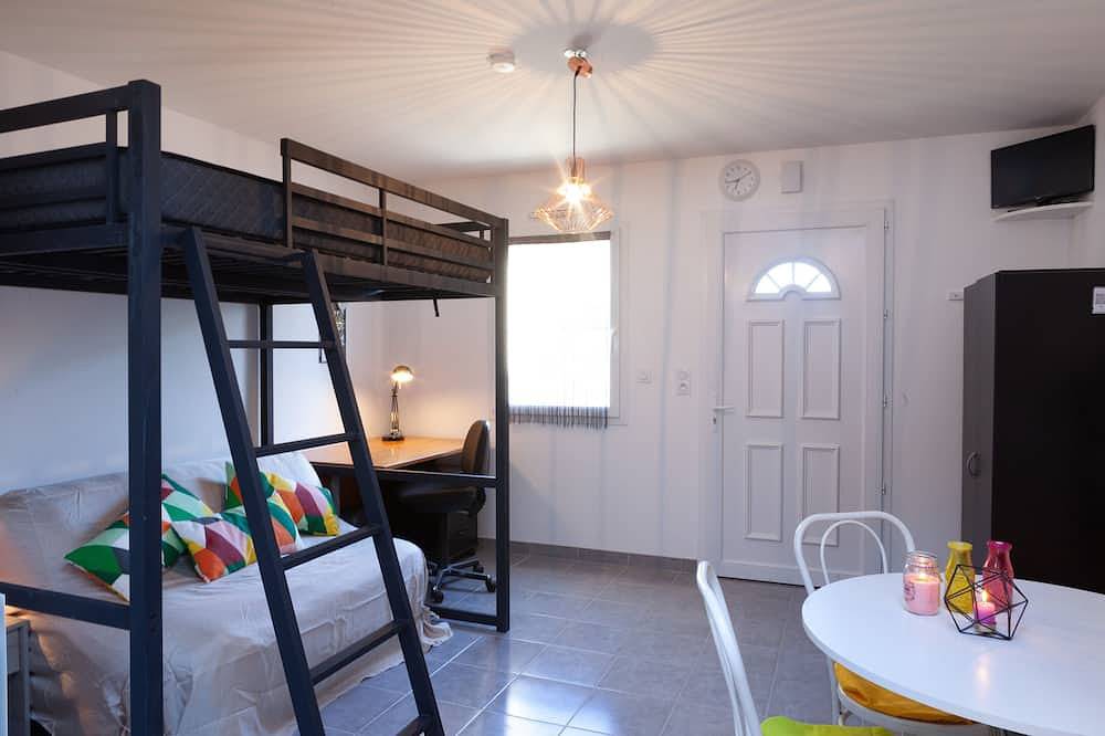 Quiet house 500m from the sea near La Baule for families 1 to 4 people in Saint-Nazaire, Côte d'Amour