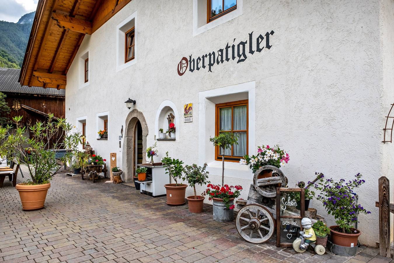 Ganze Wohnung, Ferienwohnung "Oberpatiglhof - Anna" mit Bergblick, Gemeinschaftsterrasse & Wlan in Völs am Schlern, Dolomiti Superski