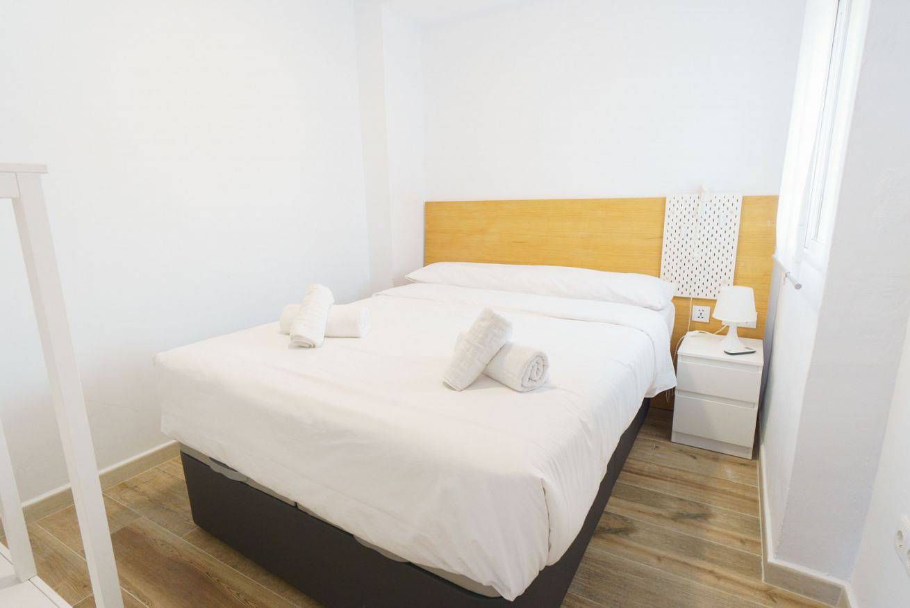 Ganze Wohnung, Ferienwohnung für 2 Personen mit Balkon/Terrasse in Casco Antiguo, Sevilla