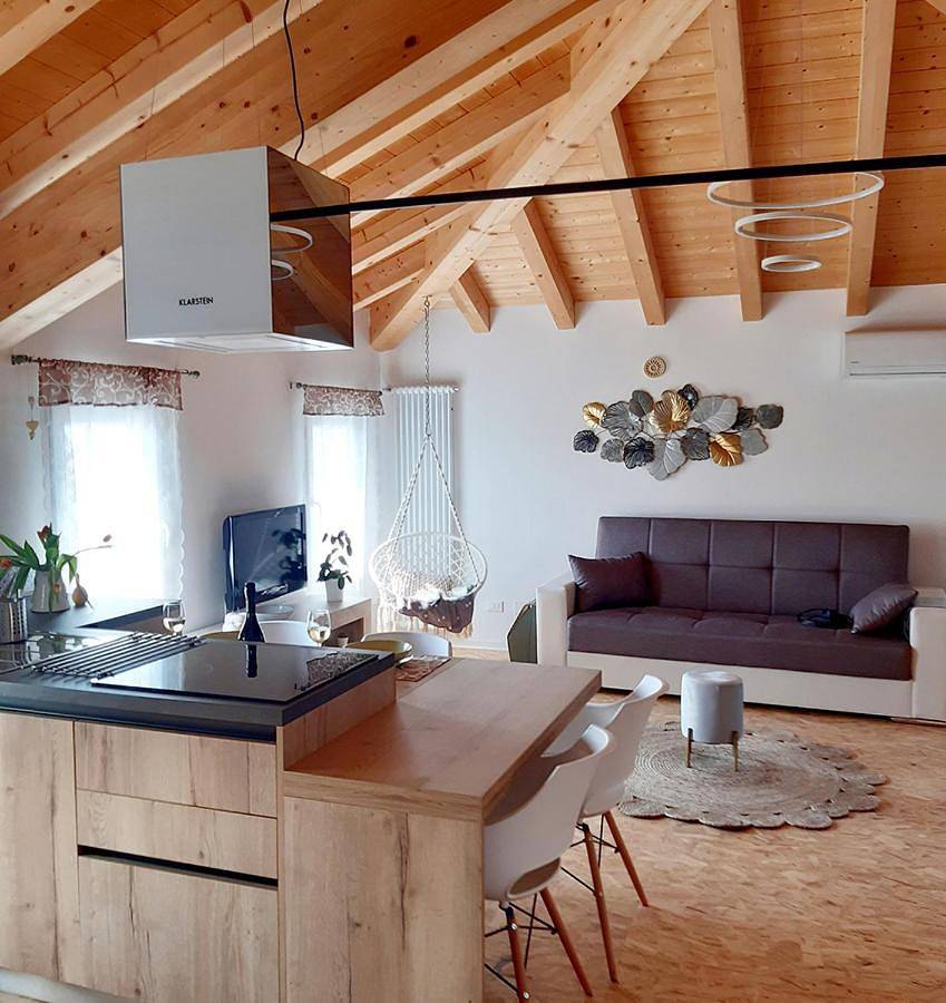 Ganze Wohnung, Apartment with Garden View in Valdobbiadene, Südliche Karnische Alpen