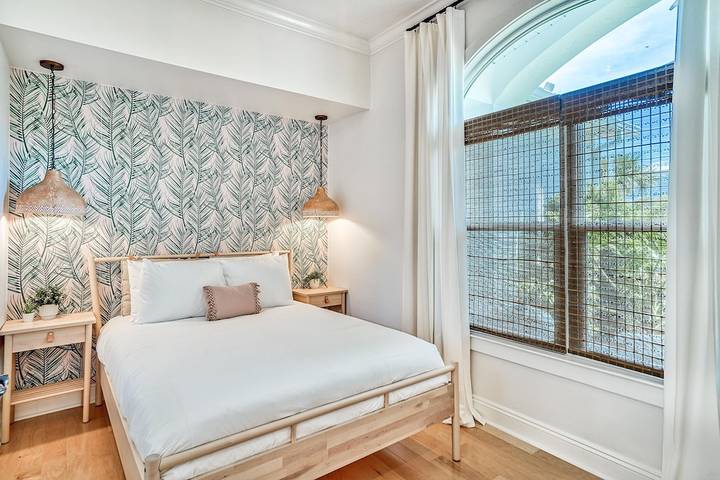 Vacation rental for 12 people, with terrace in Alys Beach