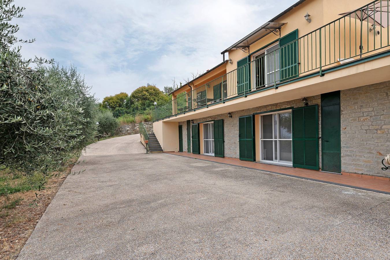 Villa 'Capo Berta View' con Vista Mare, Wi-Fi e Aria Condizionata in Comune di Diano Marina, Riviera di Ponente