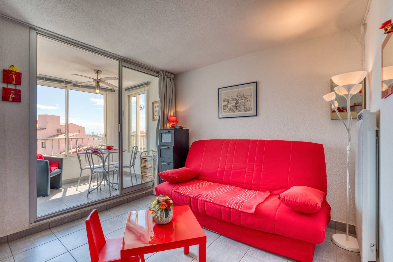 Entire apartment, Cap d'Agde, renovated T1 with sea view, 100 m from the beach in Cap d'Agde, Agde