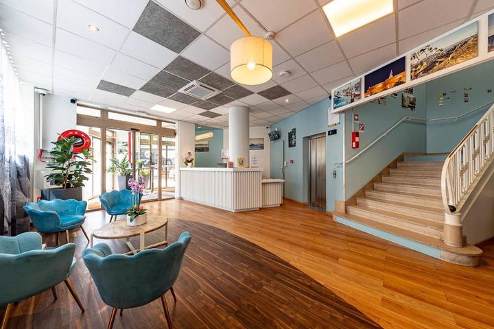 Hôtel pour 4 personnes dans Cinema Le Prado Marseille - 2