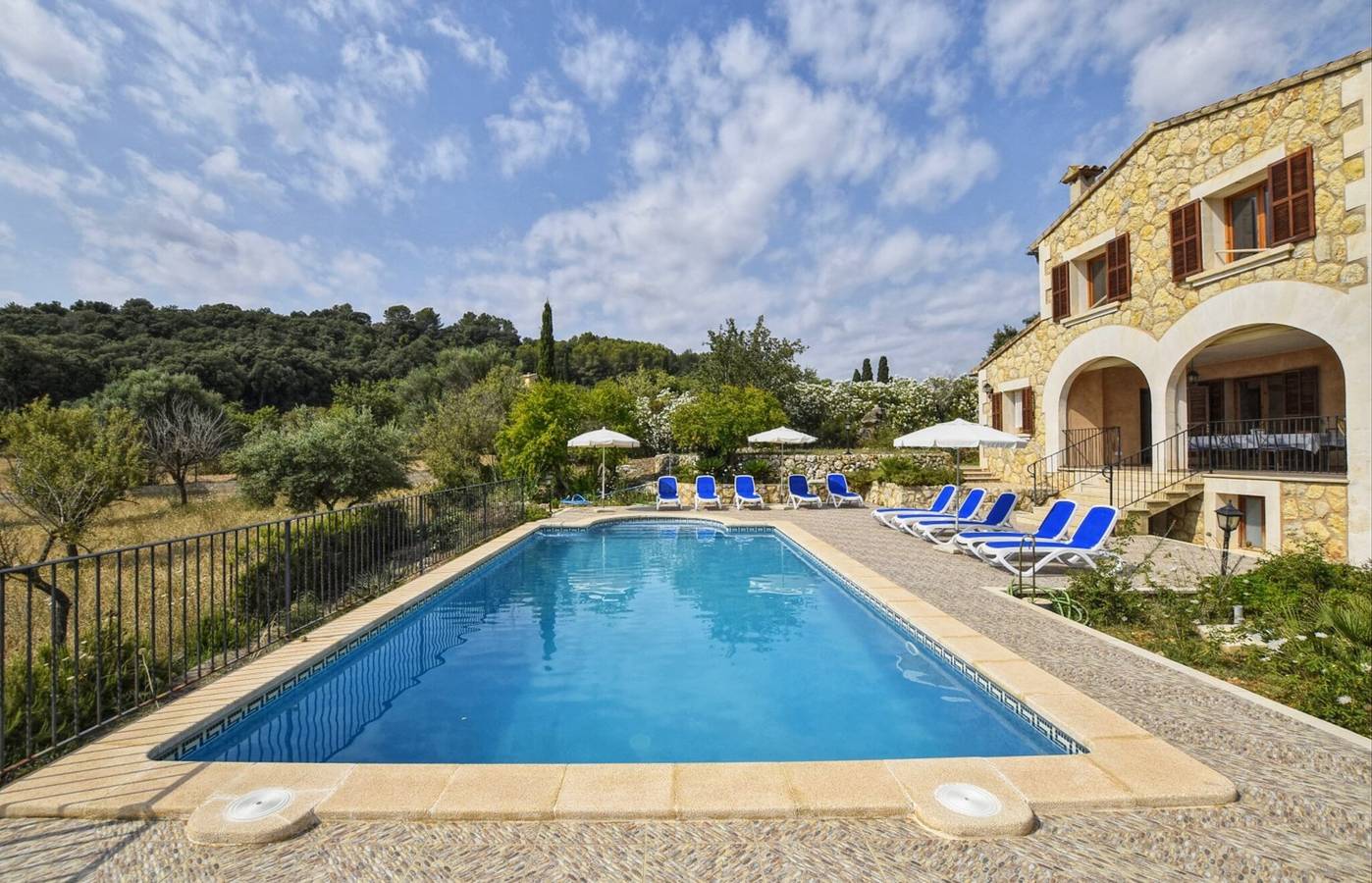 Maison de vacances 'Pla De Ses Rotes' avec vue sur les montagnes, Wi-Fi et climatisation in Campanet, Majorque l'intérieur des terres