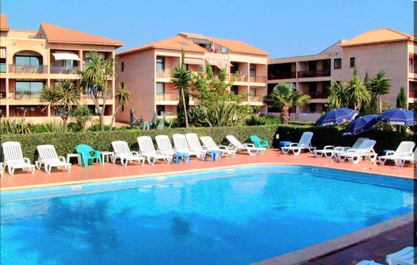 Ganze Ferienwohnung, Studio mit den Füßen im Wasser, außergewöhnliche Aussicht... in Moriani-Plage, Corte und Umgebung