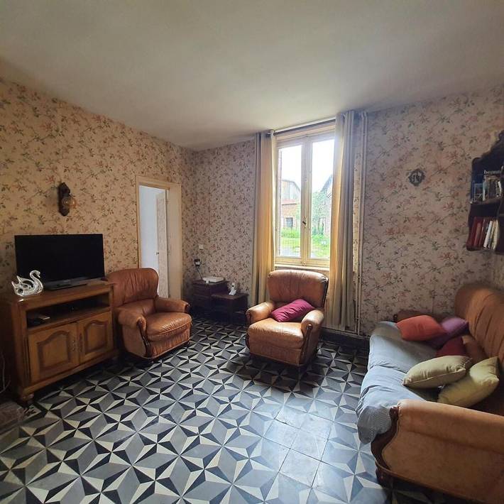 Location de vacances pour 10 personnes, avec jardin et terrasse dans Étinehem