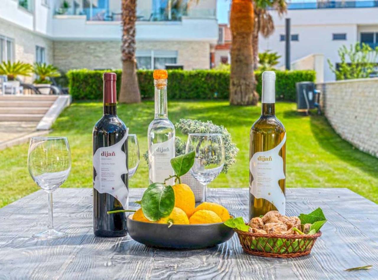 Entire apartment, Villa Marija Exclusive Stay - One Bedroom Apartment with Terrace 2 in Sukosan, Zadar