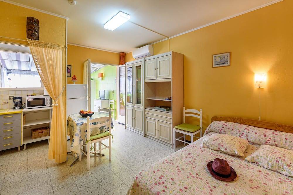 Well-equipped apartment, close to the beach and town center. in Le Grau-du-Roi, Côte d'Améthyste