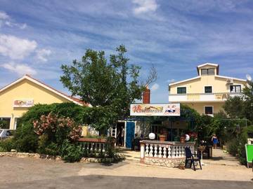 Maison d’hôte pour 2 personnes, avec balcon et jardin dans Région de Zadar