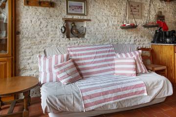 Holiday Home for 4 People in Fontenet, Nouvelle-Aquitaine, Photo 2