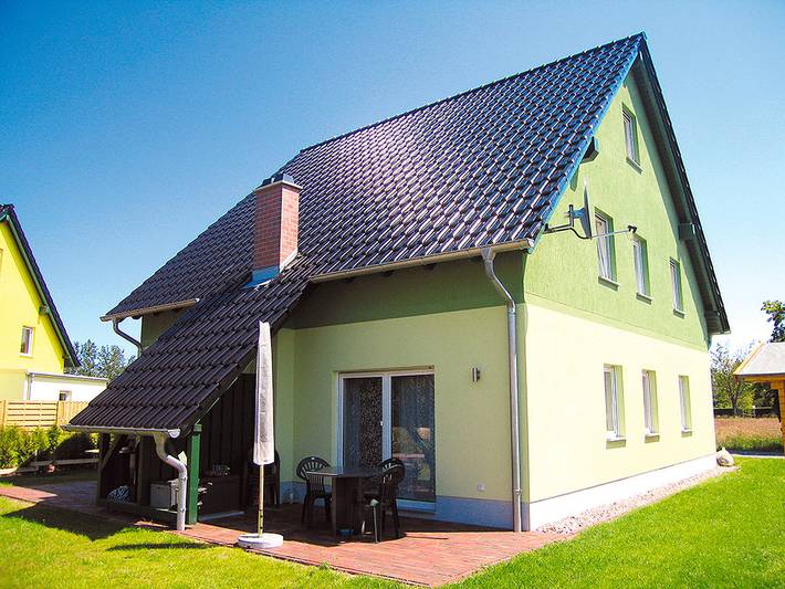 Ferienhaus für 6 Personen, mit Terrasse und Garten sowie Sauna in Zingst