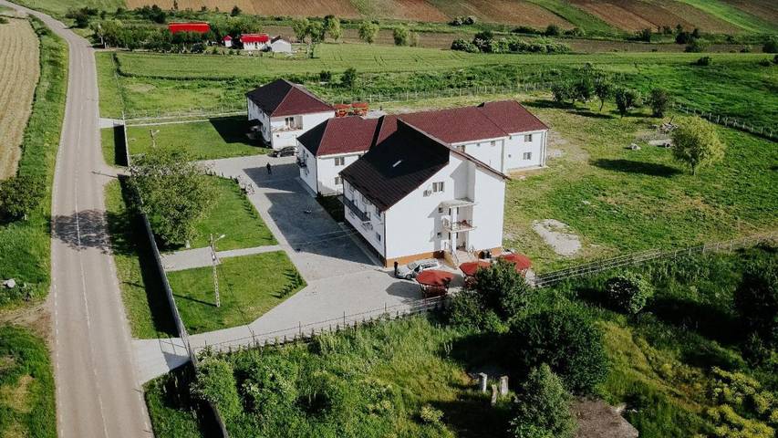 Location de vacances pour 4 personnes, avec terrasse et jardin à Alba (Romania) - 2