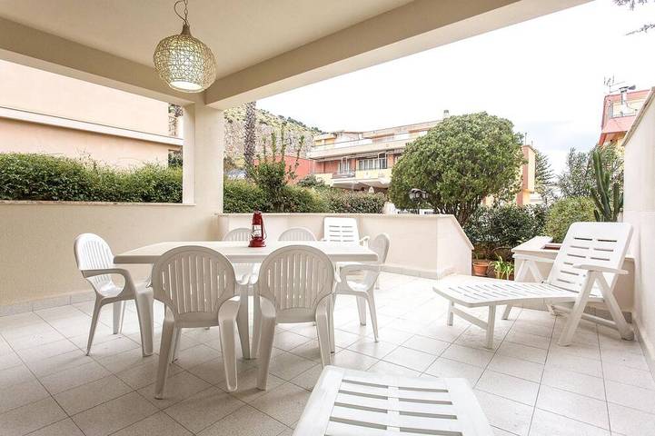 Villa für 9 Personen, mit Balkon und Whirlpool