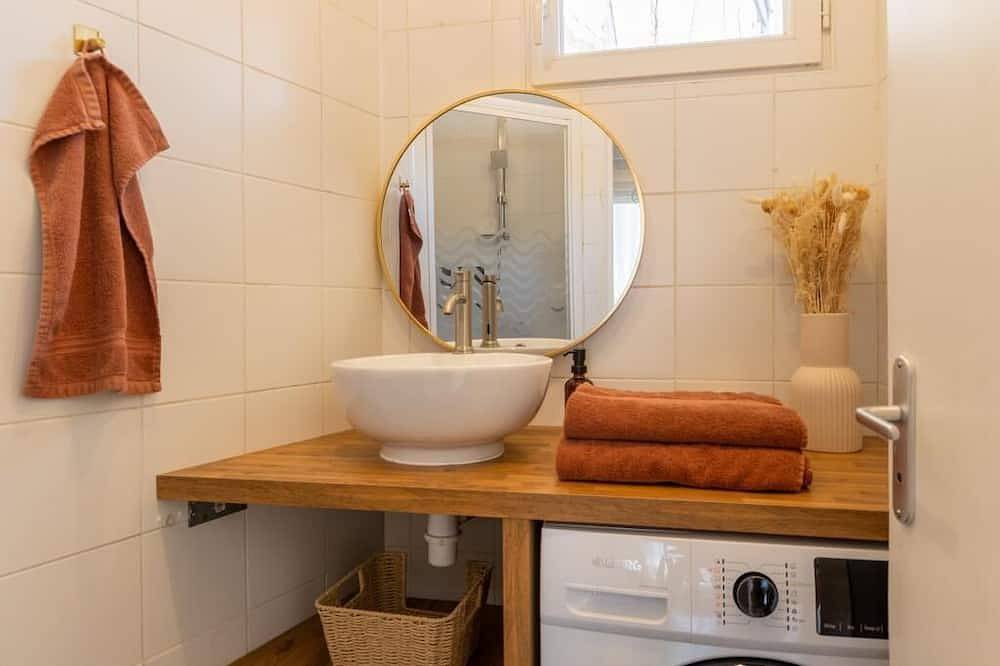 Le Relax - Air-conditioned house with terrace -Troyes in Troyes, Aube