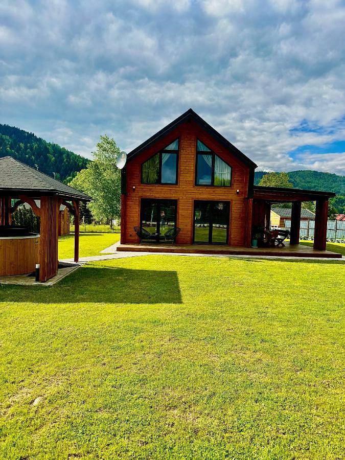 Ferienhaus für 9 Personen, mit Garten und Ausblick, mit Haustier - 1