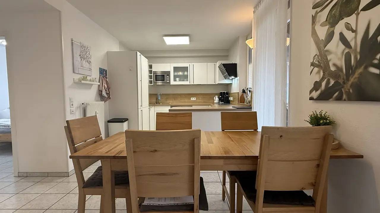 Ganze Ferienwohnung, Ferienwohnung für 4 Personen (90 m²) in Friedrichshafen in Friedrichshafen, Region Bodensee-Oberschwaben