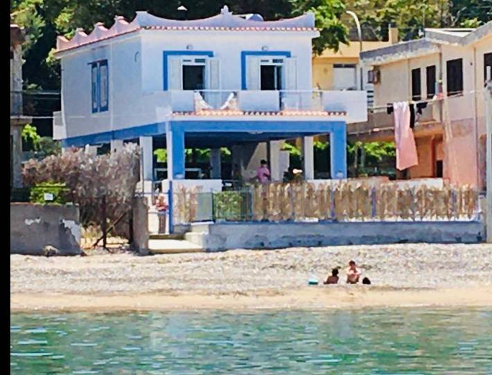 Casa vacanza per 8 persone, con Balcone e Terrazza nonché Giardino e Panorama a Casteldaccia