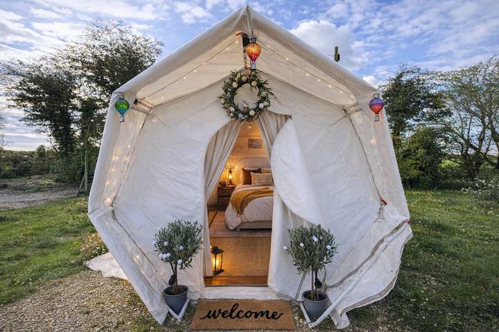 Holiday rental for 5 people, with garden, child-friendly in Wiltshire