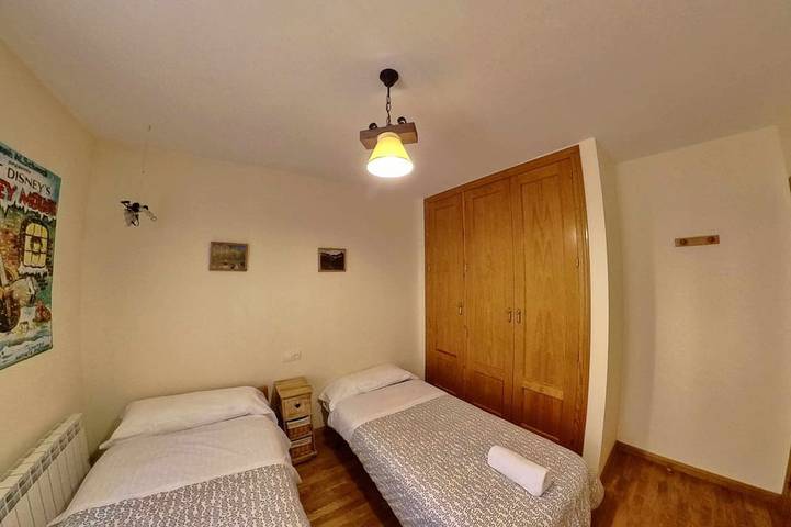 Ganze Wohnung, Los Avellanos - tucasaenlospirineos in Escarrilla, Sallent de Gállego