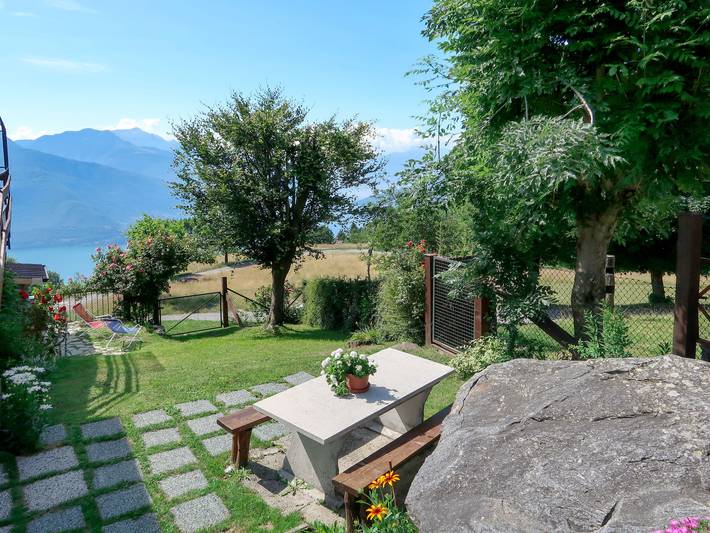 Ferienhaus für 2 Personen, mit Seeblick und Garten sowie Balkon in Italien - 4