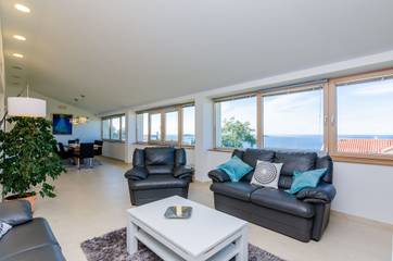 Holiday Rental for 14 People in Mlini, Dubrovnik-Neretva, Photo 3