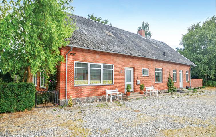 Ferienhaus für 10 Personen, mit Terrasse und Garten, mit Haustier