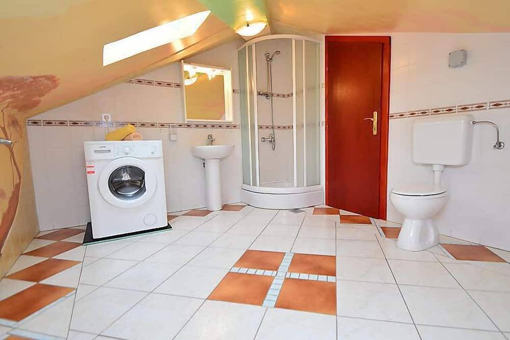Ganze Wohnung, Ferienwohnung Ivana in Raslina, Šibenik-Knin