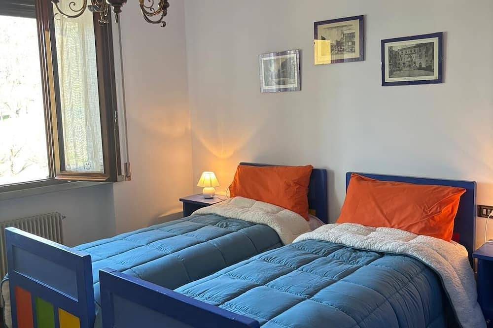 Cà degli Olivi - Villino tra gli olivi nel borgo in Caneva, Prealpi Carniche