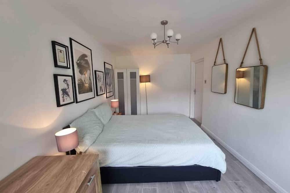 4 Bedroom Bungalow Walking Distance to City Center in Arbury Ward, Cambridge