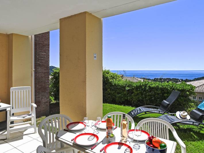 Ferienwohnung für 4 Personen, mit Kinderpool und Terrasse sowie Garten - 1