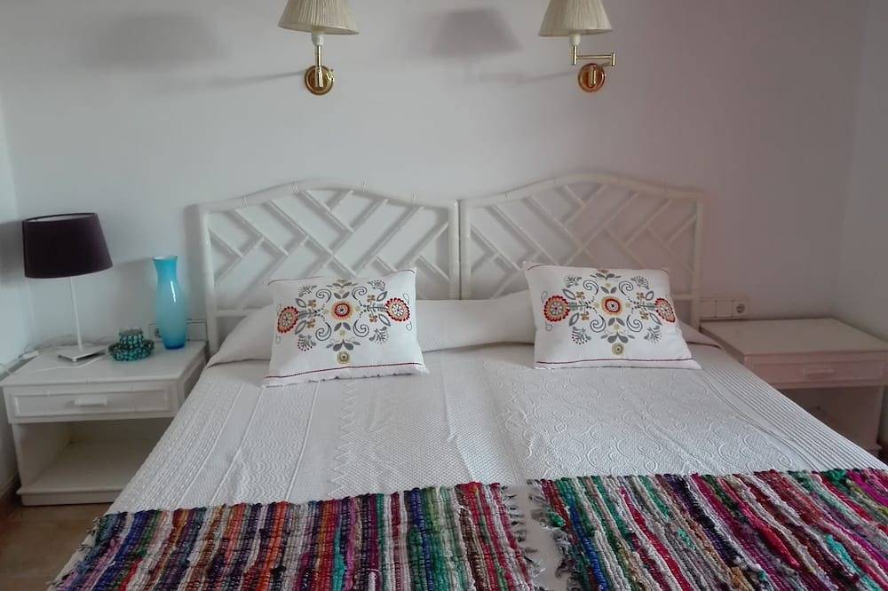 Urb. La Concha. 3 slaapkamer oceaan zwembad en wifi in Playa Honda, Arrecife